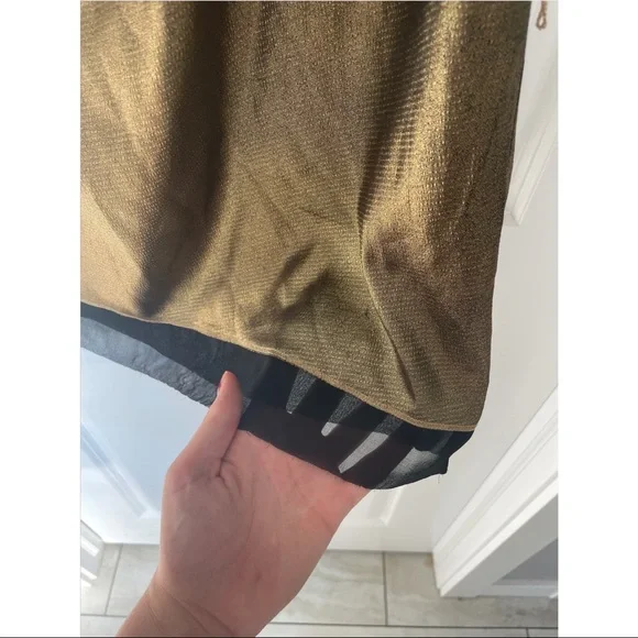 VERA WANG gold blouse size S - Picture 2 of 5